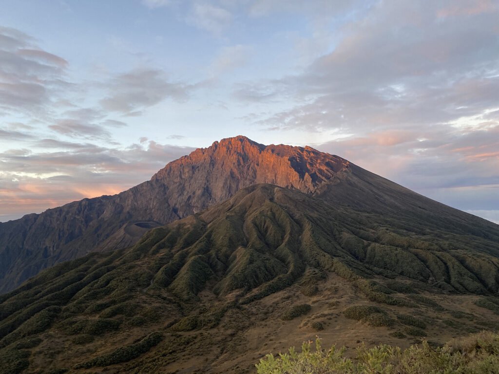 little meru mount meru