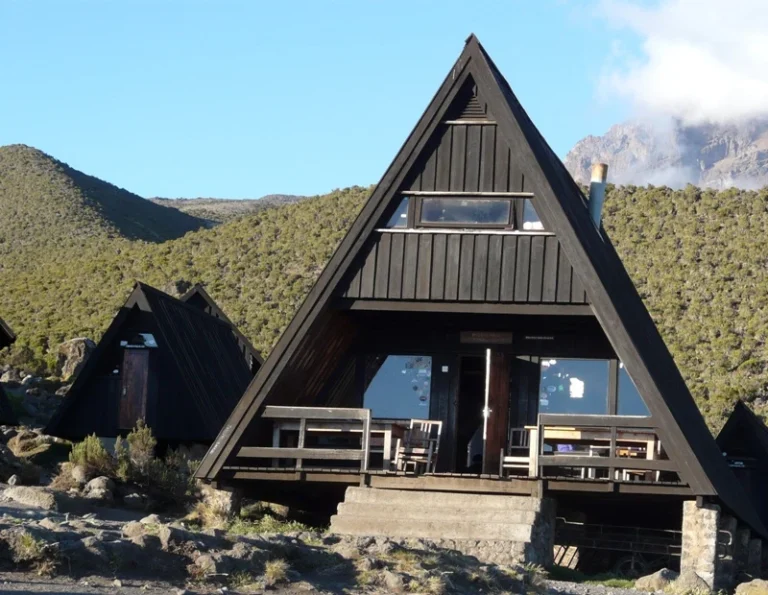 Kilimanjaro route for beginners travel guide by Everyday Safaris in Tanzania